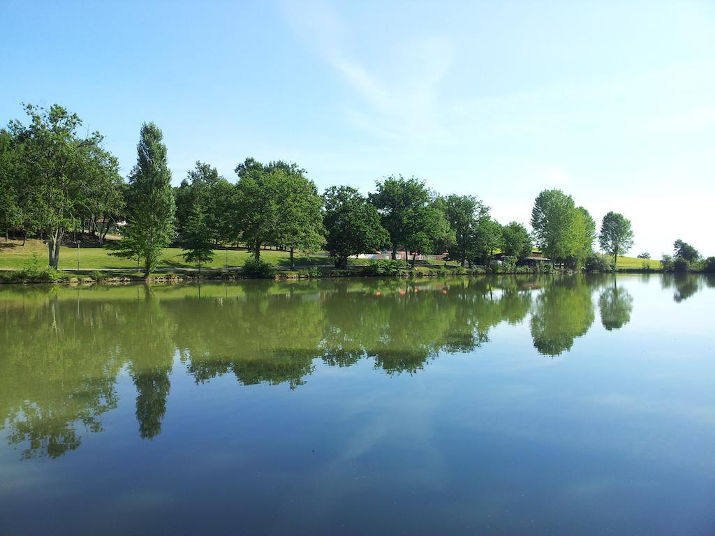 Lac De Cancon Εξωτερικό φωτογραφία